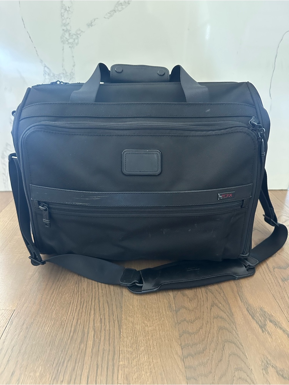 TUMI Alpha Ballistic Travel Framed Soft Duffel 022126D2 NEW $595 in Black